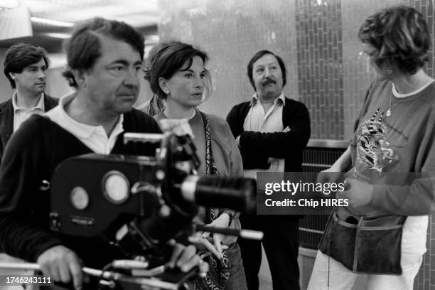 Elisabeth Huppert sur le tournage du court-métrage 'Métropéra' à Paris, le 9 juin 1981.