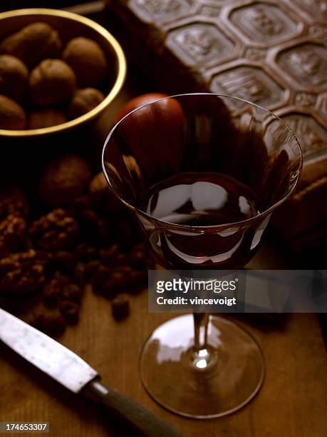 drinking port - port wine stock pictures, royalty-free photos & images