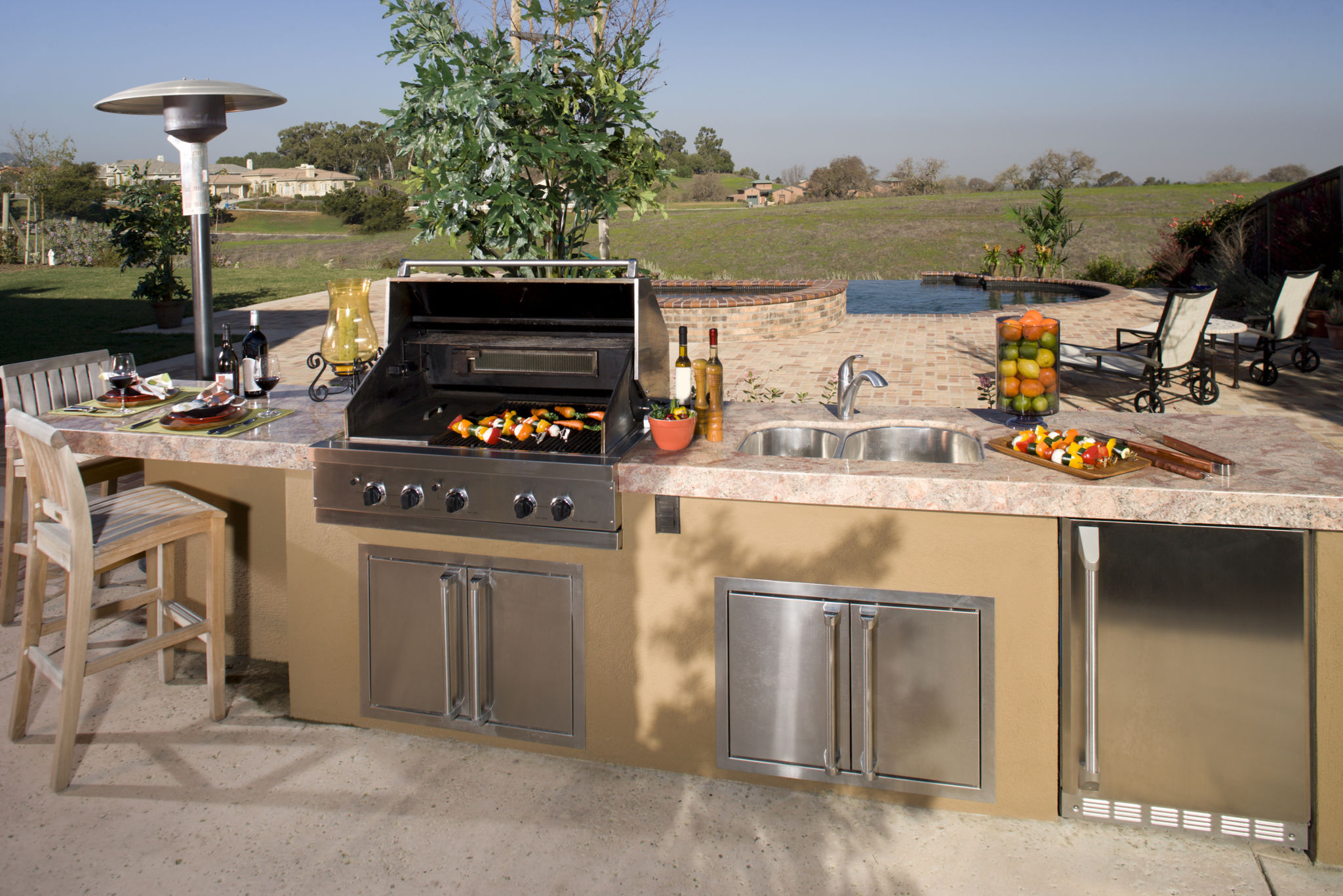 patio kitchen