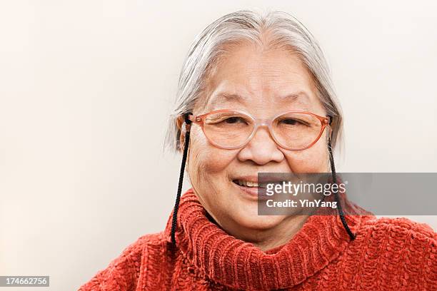 ophøre klart Lydig 6,730 Asian Granny Portrait Stock Photos, High-Res Pictures, and Images -  Getty Images