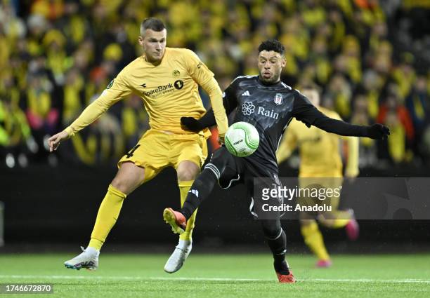 Alex Oxlade-Chamberlain of Besiktas in action against Odin Luras Bjortuft of Bodo/Glimt during the UEFA Europa Conference League Group D week 3...