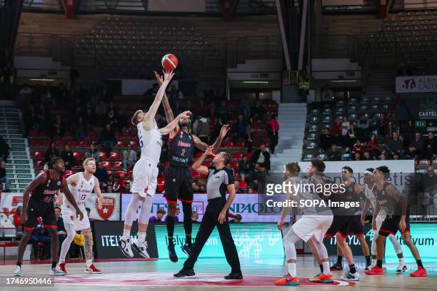 Willie Cauley-Stein of Itelyum Varese competes for the ball against Karlis Silins of BG Gottingen during FIBA Europe Cup 2023/24 Regular Season Group...