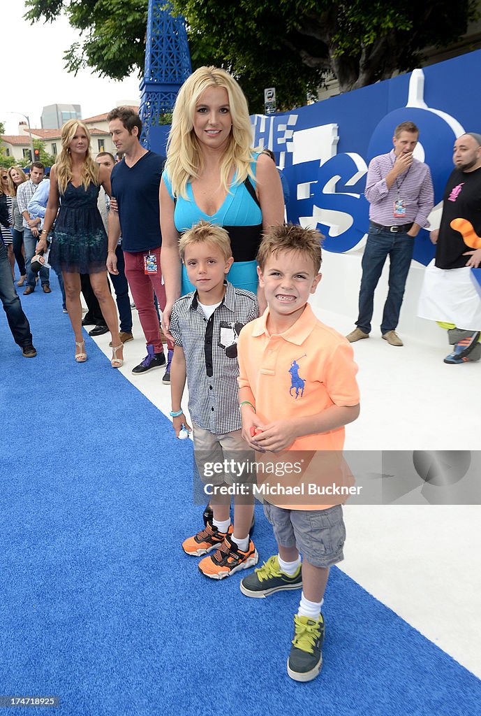 "The Smurfs 2" - Los Angeles Premiere - Blue Carpet