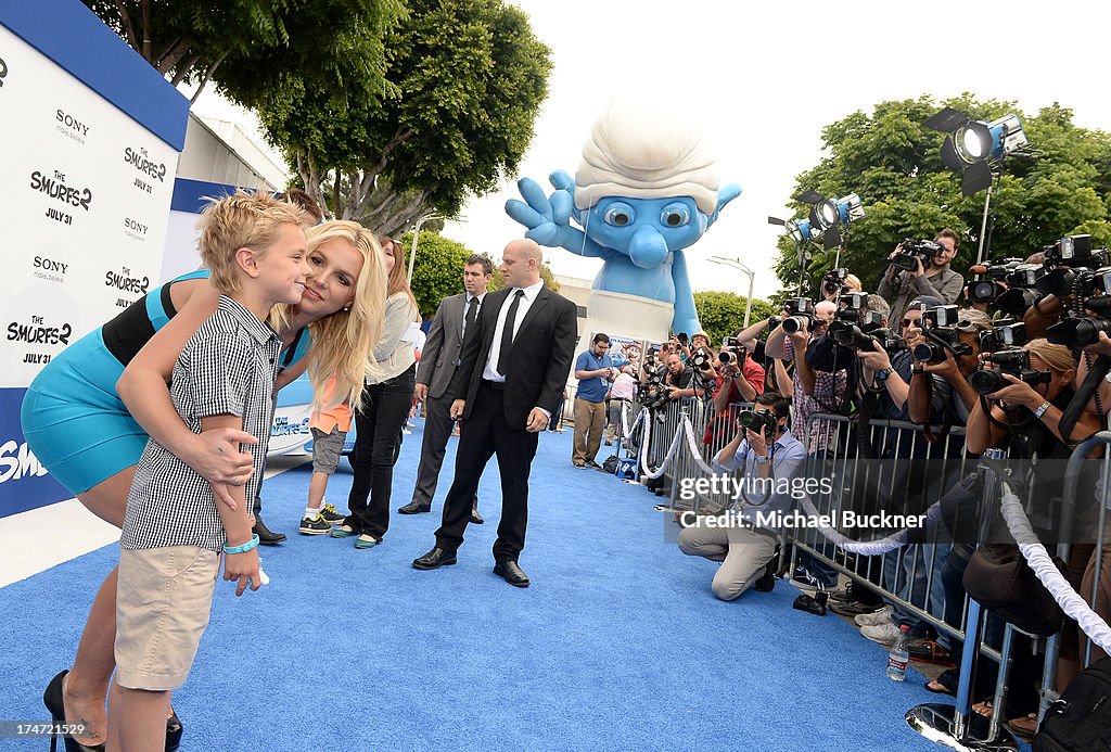 "The Smurfs 2" - Los Angeles Premiere - Blue Carpet