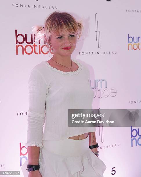 Willow Anwar arrives at wrap party for "Burn Notice" at Fontainebleau Miami Beach on July 27, 2013 in Miami Beach, Florida.