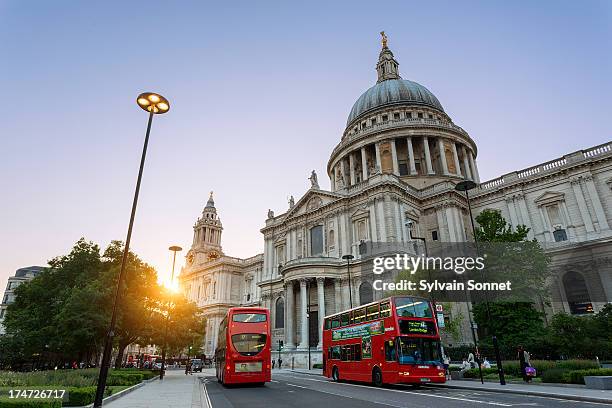 london, st paul's cathedral. - st pauls cathedral stockfoto's en -beelden