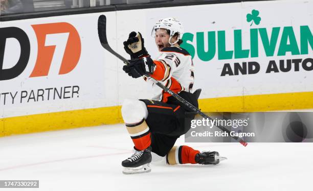 Mason McTavish of the Anaheim Ducks celebrates his overtime winning goal against the Boston Bruins at the TD Garden on October 26, 2023 in Boston,...