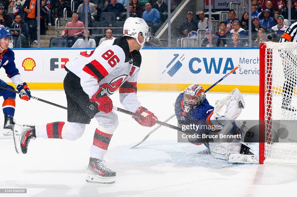 New Jersey Devils v New York Islanders