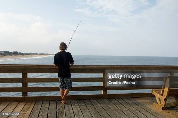 pescador - kitty hawk north carolina fotografías e imágenes de stock