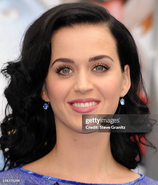 Katy Perry arrives at the "Smurfs 2" - Los Angeles Premiere at Regency Village Theatre on July 28, 2013 in Westwood, California.