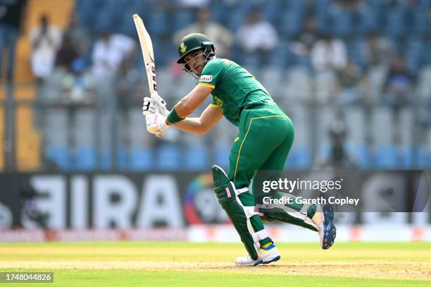 Reeza Hendricks of South Africa bats during the ICC Men's Cricket World Cup India 2023 match between England and South Africa at Wankhede Stadium on...