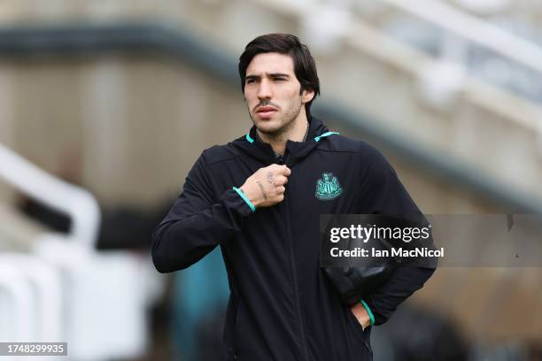 Sandro Tonali of Newcastle United arrives at the stadium prior to the Premier League match between Newcastle United and Crystal Palace at St. James...