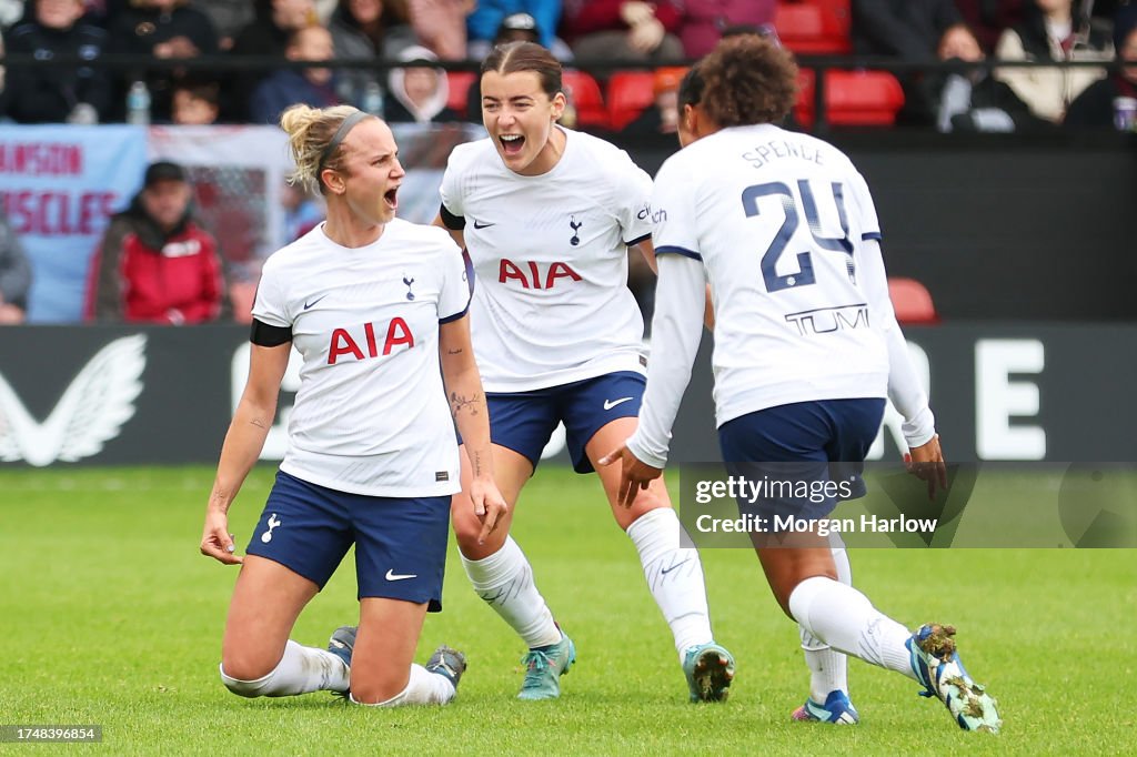 Aston Villa v Tottenham Hotspur - Barclays Women´s Super League