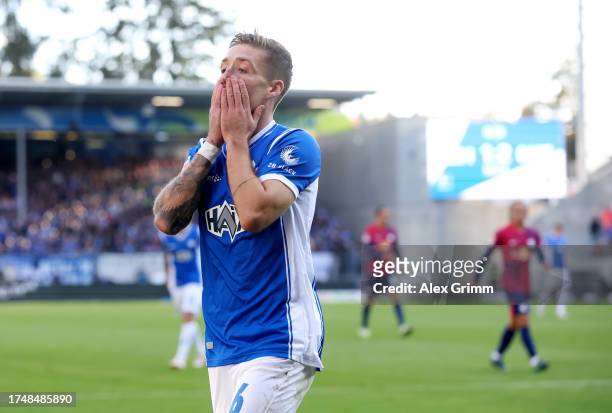 Marvin Mehlem of SV Darmstadt 98 reacts after a missed chance during the Bundesliga match between SV Darmstadt 98 and RB Leipzig at Merck-Stadion am...