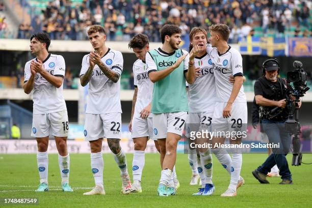 Napoli players applaud the fans following the team's victory during the Serie A TIM match between Hellas Verona FC and SSC Napoli at Stadio...