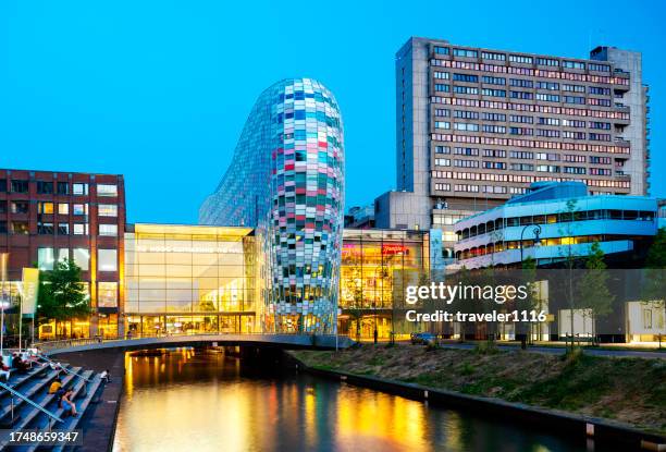 hoog catharijne (shopping mall) in utrecht, netherlands - utrecht stock pictures, royalty-free photos & images