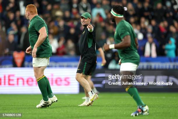 Jacques Nienaber, Head Coach of South Africa, gives the team instructions during the Rugby World Cup France 2023 match between England and South...