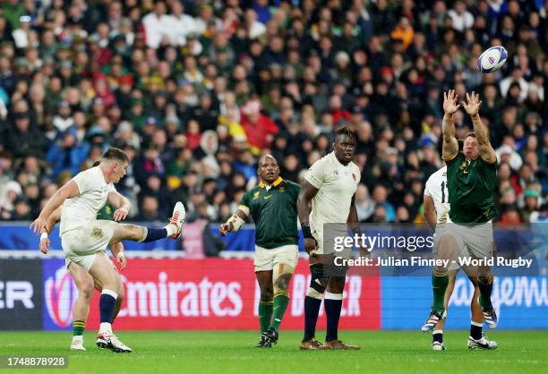 Owen Farrell of England scores a drop goal during the Rugby World Cup France 2023 match between England and South Africa at Stade de France on...