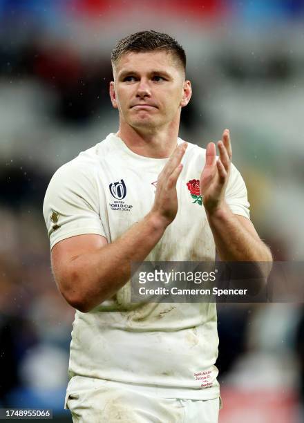 Owen Farrell of England applauds the fans following the team's defeat during the Rugby World Cup France 2023 match between England and South Africa...