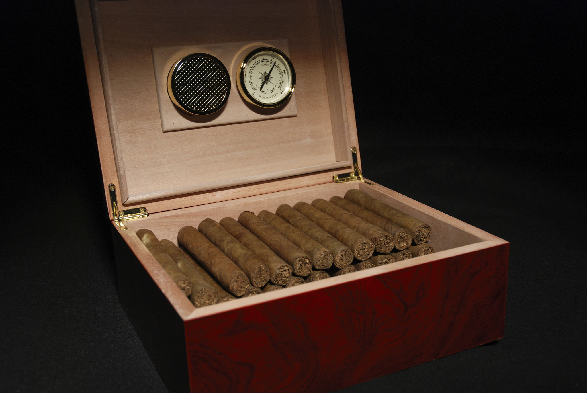 seasonal cigar storage