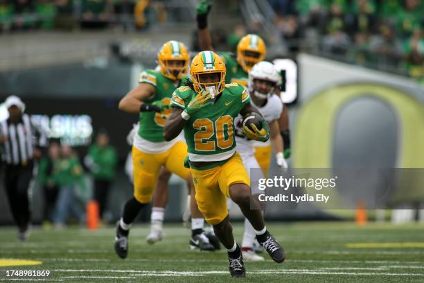 Jordan James of the Oregon Ducks makes a run in the first half of their game against the Washington State Cougars at Autzen Stadium on October 21,...