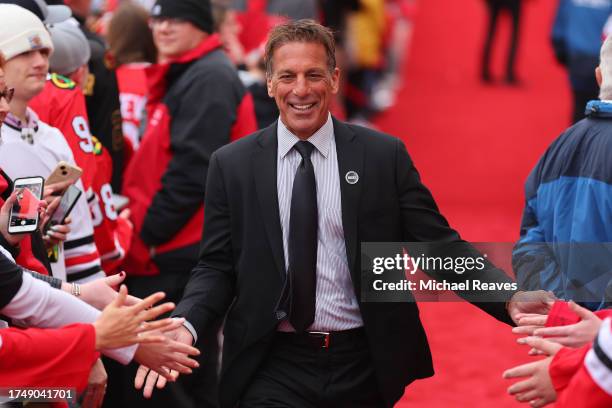 Former Chicago Blackhawks player Chris Chelios arrives to the red carpet prior to the game between the Chicago Blackhawks and the Vegas Golden...