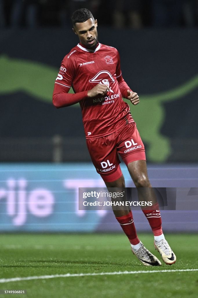 SOCCER CPL DAY 10 LOMMEL SK VS ZULTE WAREGEM