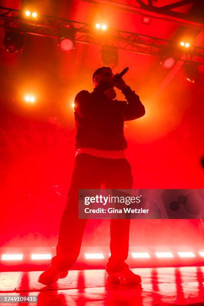Samusa Raper 19 Samra (Rapper) Stock Photos, High-Res Pictures, and Images - Getty ...