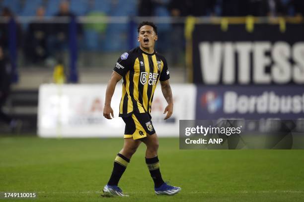 Million Manhoef of Vitesse celebrates the 1-1 during the Dutch Eredivisie match between Vitesse and PEC Zwolle in the Gelredome on October 27, 2023...