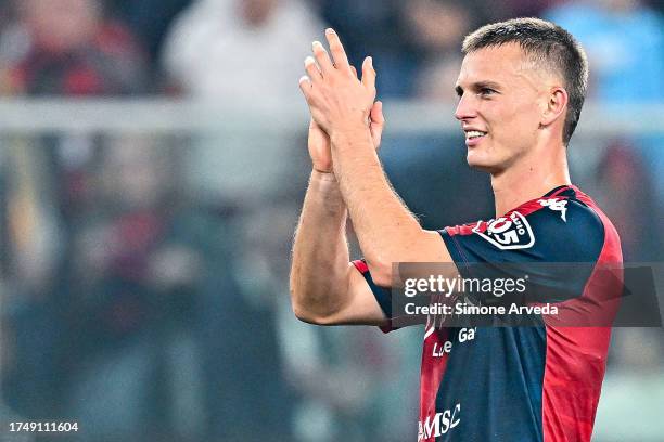 Albert Gudmundsson of Genoa celebrates after the Serie A TIM match between Genoa CFC and US Salernitana at Stadio Luigi Ferraris on October 27, 2023...