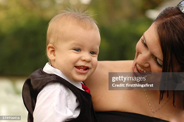 mama'sboyii - babies and smoking stock-fotos und bilder