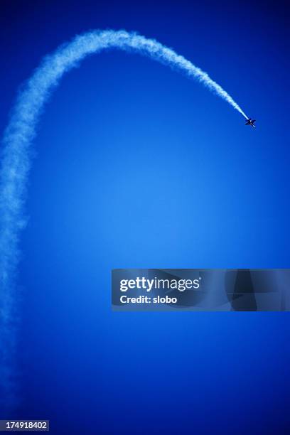 Looping Plane 153 Looping Plane Stock Photos, High-Res Pictures, and Images - Getty ...