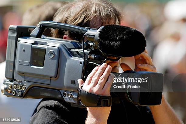 cameraman - film director foto e immagini stock
