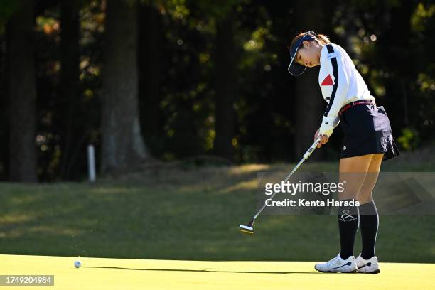 Rei Matsuda of Japan attempts a putt on the 1st green during the final round of Salonpas Ladies Open on October 22, 2023 in Takeo, Saga, Japan.