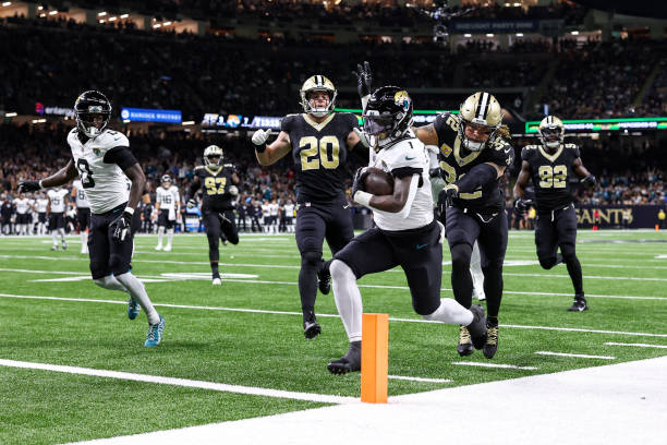 Travis Etienne Odds and Prop Bets vs. Steelers – NFL Week 8 2023