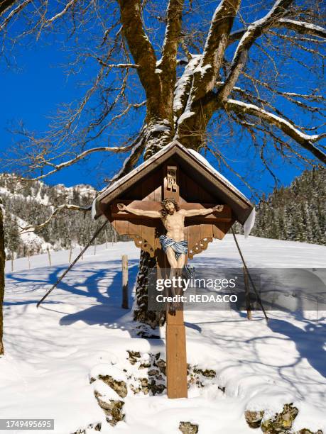 Village Gerstruben a listed collection of old farmhouses dating back to the 15. And 16. Century. The Allgaeu Alps near Oberstdorf during winter in...