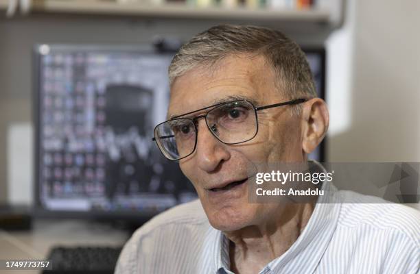 Aziz Lab 775 Nobel Laboratory Stock Photos, High-Res Pictures, and Images ...