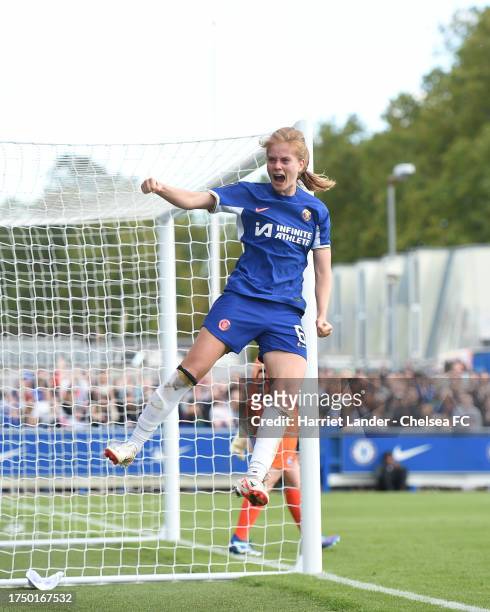 Sjoeke Nusken of Chelsea celebrates after scoring her team's first goal during the Barclays Women´s Super League match between Chelsea FC and...
