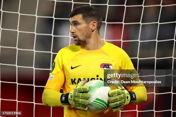 Goalkeeper, Mathew Ryan of AZ in action during the UEFA Europa Conference League match between AZ Alkmaar v Legia Warszawa on October 05, 2023 in...