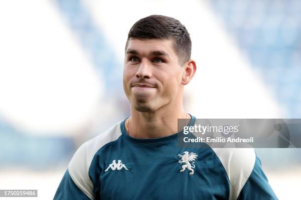 Ruslan Malinovskyi of Genoa CFC looks on prior to the Serie A TIM match between Atalanta BC and Genoa CFC at Gewiss Stadium on October 22, 2023 in...