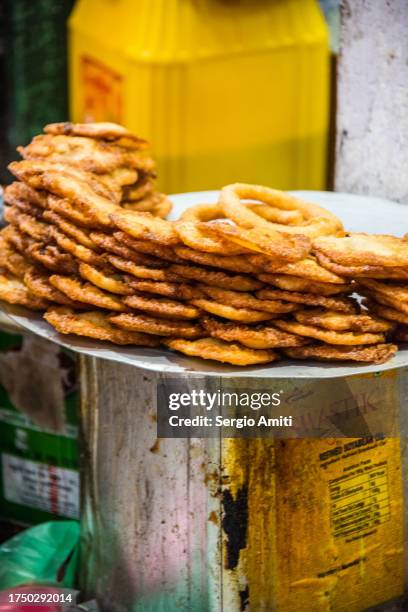 Syal Roti 21 Sel Roti Stock Photos, High-Res Pictures, and Images - Getty Images