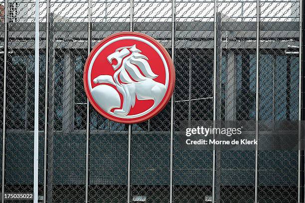 Holden Elizabeth Plant Photos and Premium High Res Pictures Getty Images