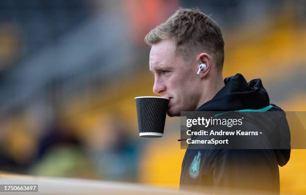 Newcastle United's Sean Longstaff with a drink before the match during the Premier League match between Wolverhampton Wanderers and Newcastle United...