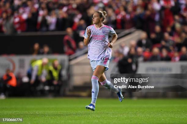 Vivianne Miedema of Arsenal enters the pitch as a substitute during the Barclays Women´s Super League match between Bristol City and Arsenal FC at...