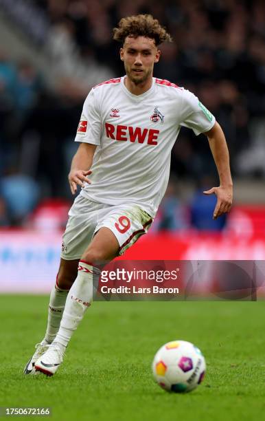 Luca Waldschmidt of 1.FC Köln runs with the ball during the Bundesliga match between 1. FC Köln and Borussia Mönchengladbach at RheinEnergieStadion...