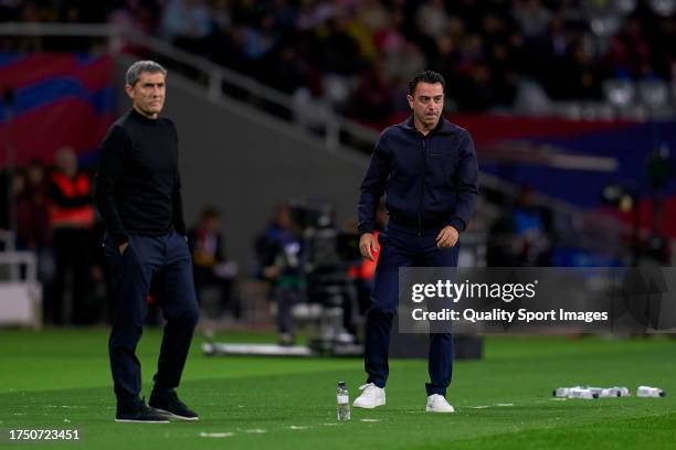 Xavi Hernandez, head coach of FC Barcelona and Ernesto Valverde, head coach of Athletic Club during the LaLiga EA Sports match between FC Barcelona...