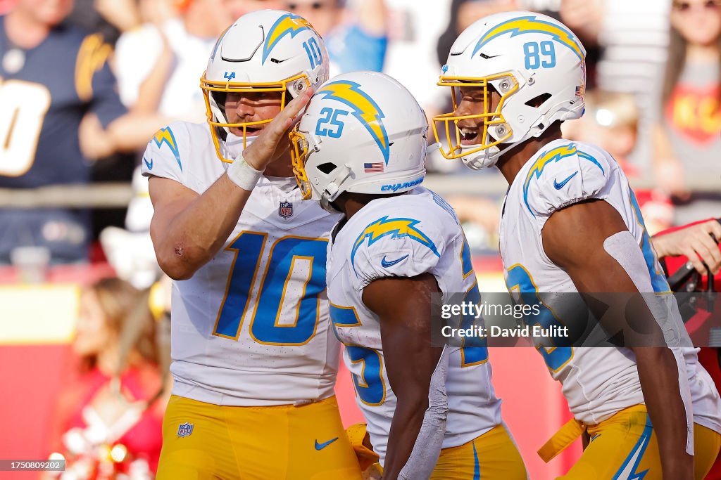 Los Angeles Chargers v Kansas City Chiefs