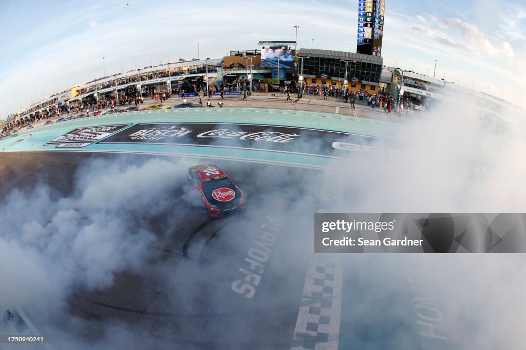 NASCAR Cup Series 4EVER 400 Presented by Mobil 1