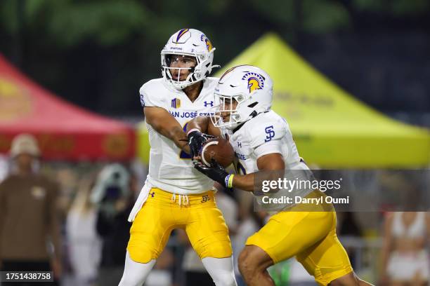 Chevan 282 San Jose State V Hawaii Stock Photos, High-Res Pictures, and Images ...