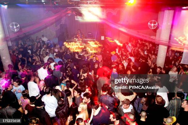 Valentine's Day Weekend at the Om Monthly at Mezzanine Night Club. San Francisco, California, USA. 2007.